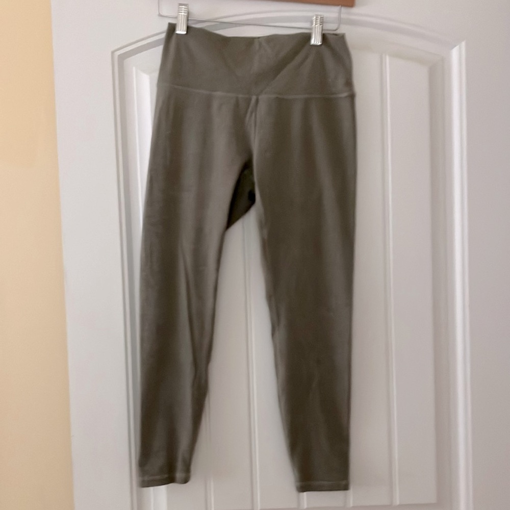 Zyia khaki leggings